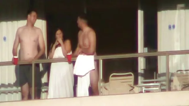 おばあちゃんは、隅々に赤面しました 女の子 むけ エロ 動画
