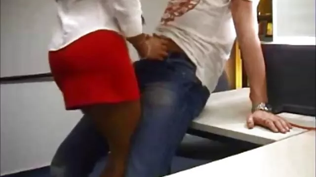黒人と黒人のセックスをしている 女性 専用 の エロ 動画