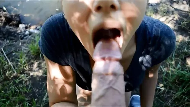 大きなゴムを持つ看護師 女の子 の ため エロ 動画