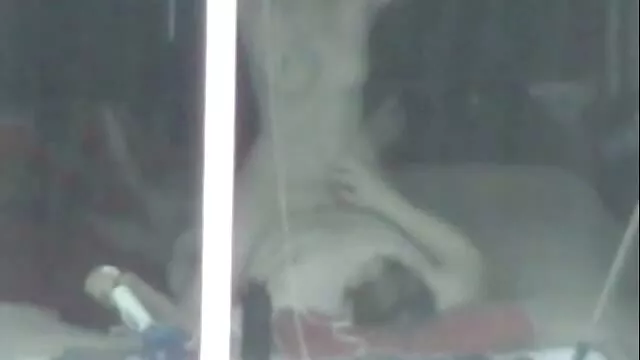 私の兄弟fucks彼女のすべての穴なし離れて彼のズボンオフ彼の妹 女性 向 エロ 動画