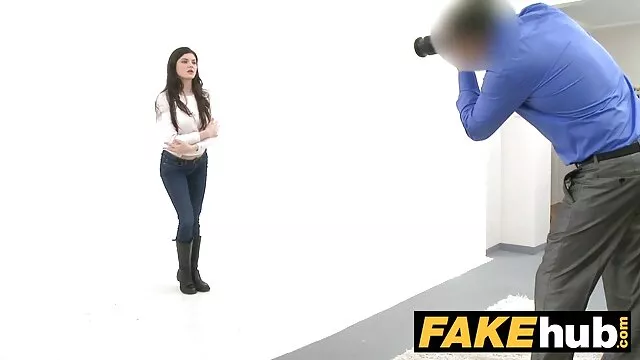 チキン、私は穴のあるロッドの隣に座りたい 女性 の ため の えろ 動画