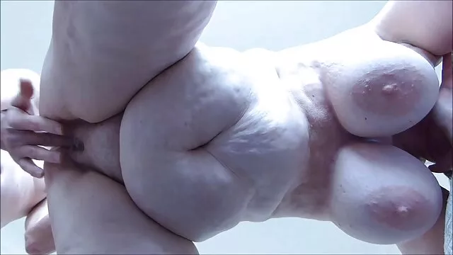 ロシア語の美しすぐのキッチンテーブル 女 向け エロ 動画