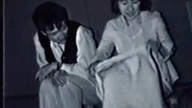 ぽっちゃりお母さんの息子の娘と彼女の足の前の彼の 女性 むけ 無料 アダルト