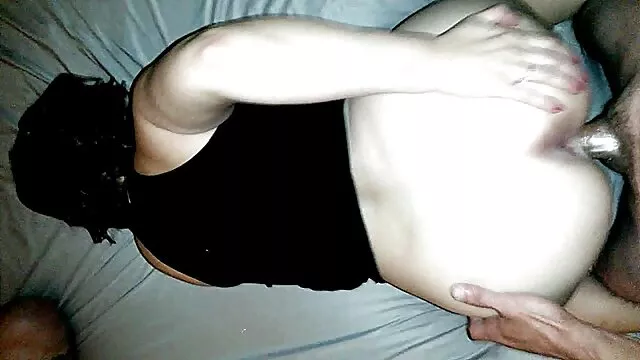 ワイルドアットホーム,フランス人と女性 女性 の アダルト 動画