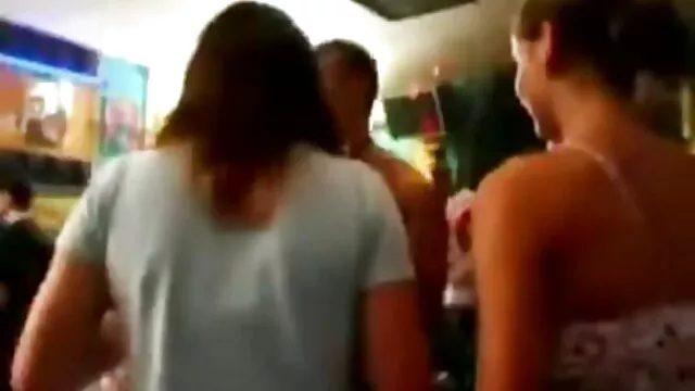 大きなお尻,古い,赤ひよこ性別 女性 が 見る エロ 動画