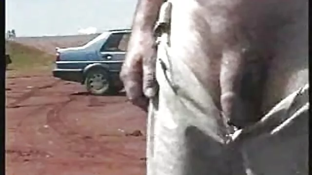 暗い髪のモデル掘削によって老人, エロ 動画 女 向け